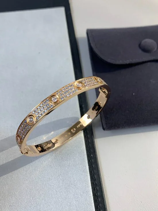 Cartier's Pave Love Bracelet Size 18 - Picture 9 of 9